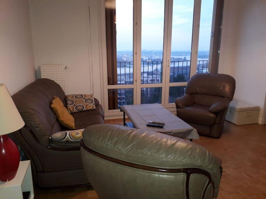 T4/5 Avec Vue Sur Les Alpes A 5 Minutes De Lyon Apartment La Mulatiere Exterior foto